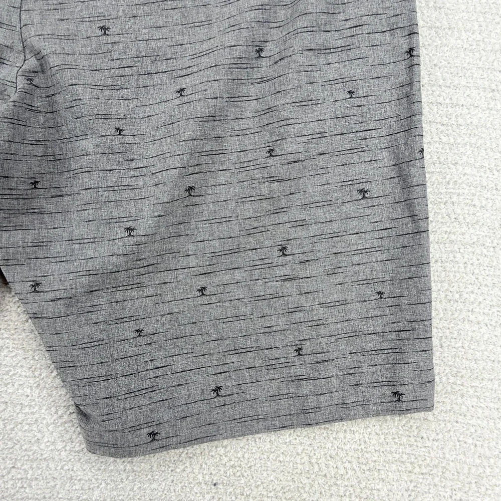 Travis Mathew Golf Shorts Mens 38 Gray Palm Tree Stretch Performance Lightweight